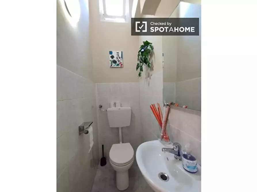 Immagine 10 di Camera condivisa in affitto  in Corso Giuseppe Siccardi a Torino