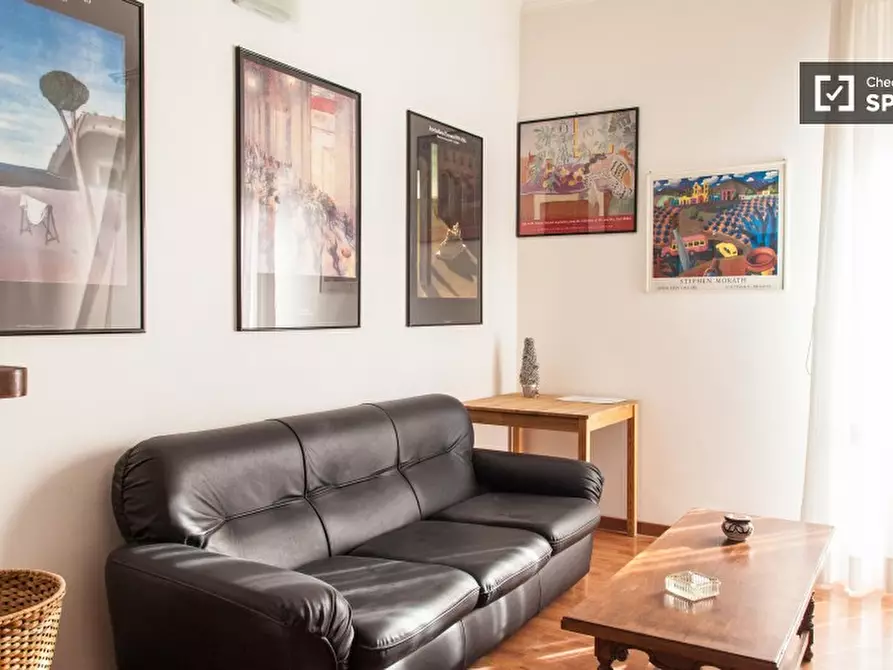 Immagine 15 di Camera condivisa in affitto  in Via del Fontanile Arenato a Roma