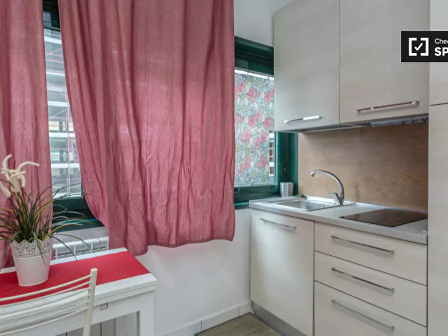 Immagine 5 di Ufficio in affitto  in Via Privata Carlo Montanari a Milano