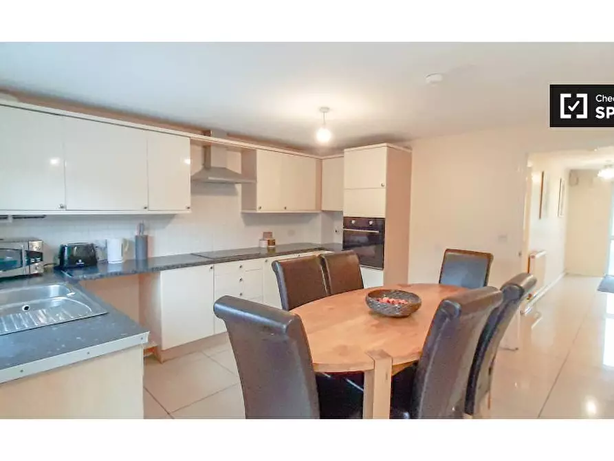 Immagine 11 di Appartamento in affitto  in Hill View Dr a Eltham