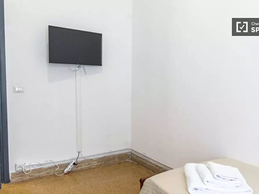 Immagine 2 di Camera condivisa in affitto  in Via Filippo Scolari a Roma