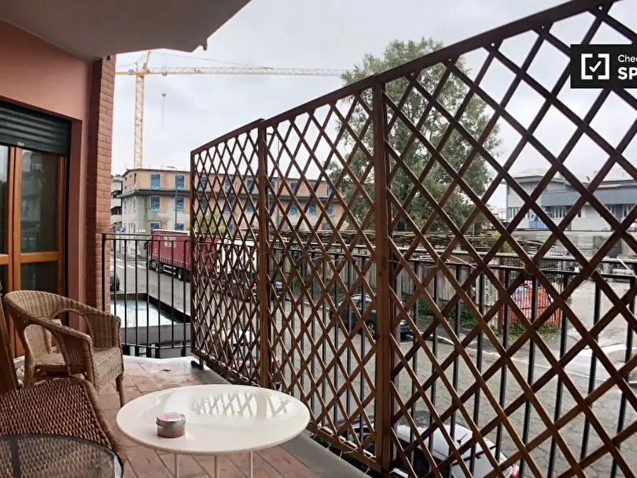 Immagine 4 di Camera condivisa in affitto  in Via Empedocle a Milano