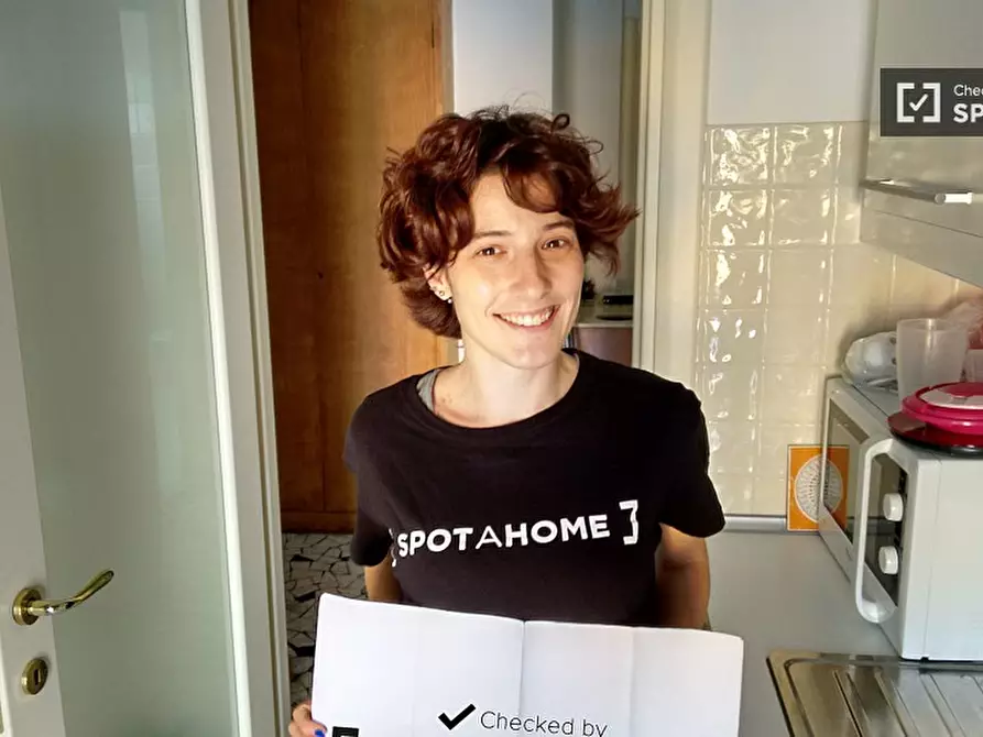 Immagine 4 di Camera condivisa in affitto  in via Negroli a Milano