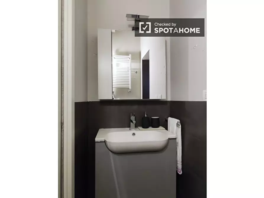 Immagine 15 di Appartamento in affitto  in Via Marghera a Milano