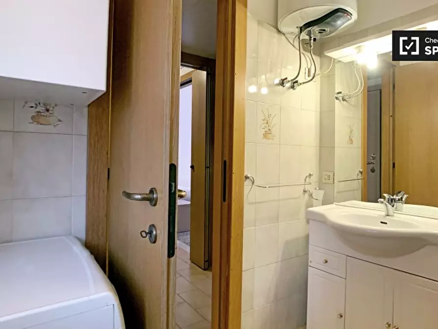 Immagine 5 di Appartamento in affitto  in Viale Col di Lana, 20136 Milano MI, Italy a Milano