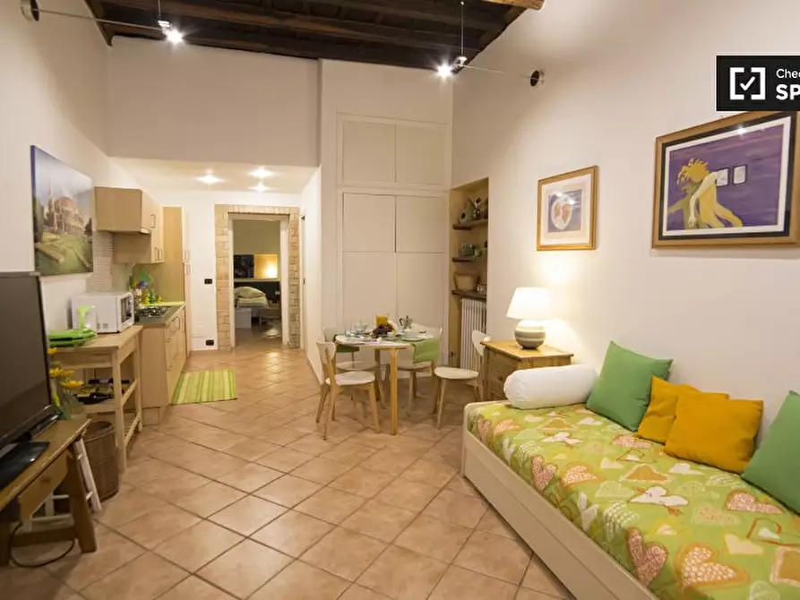 Immagine 5 di Appartamento in affitto  in Via di S. Martino Ai Monti a Roma