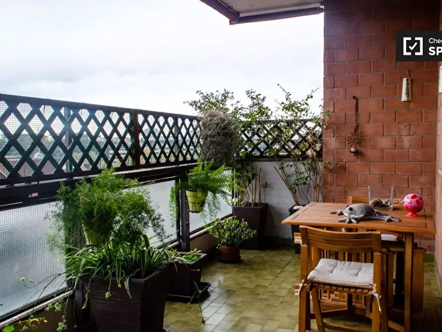 Immagine 13 di Camera condivisa in affitto  in Via Benedetto Croce, 00142 Roma RM, Italy a Roma