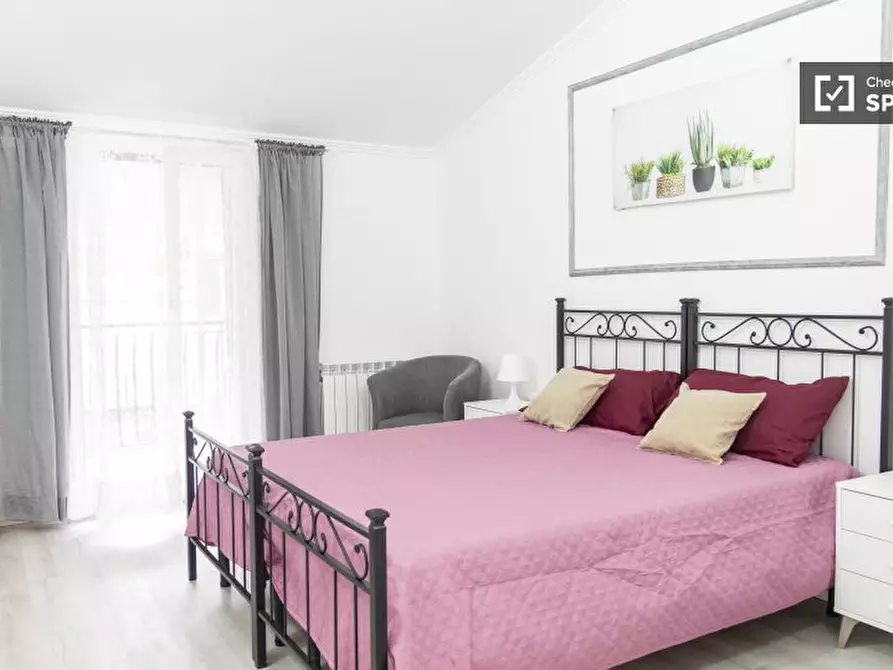 Immagine 3 di Appartamento in affitto  in Via Giovanni Battista Bastianelli a Roma