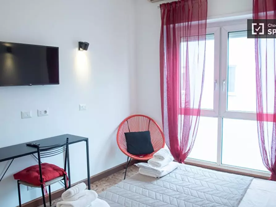 Immagine 3 di Appartamento in affitto  in Via Maddalena Raineri a Roma