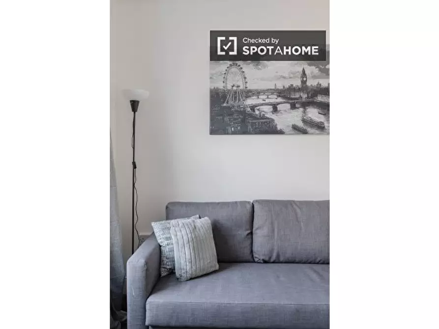 Immagine 7 di Appartamento in affitto  in A Goldhawk Rd a Hammersmith