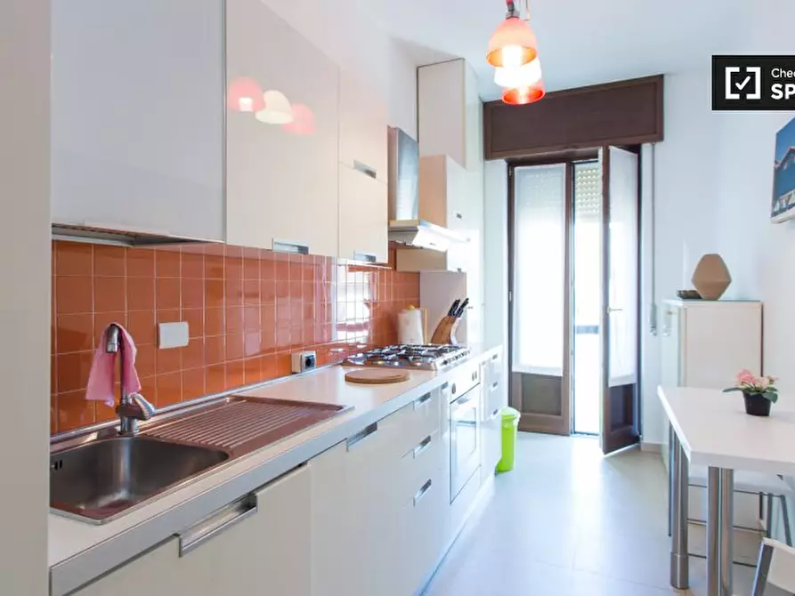 Immagine 10 di Appartamento in affitto  in Via Luigi Settembrini a Milano