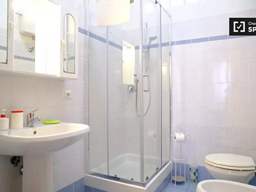 Immagine 18 di Residence in affitto  in Via Albalonga a Roma