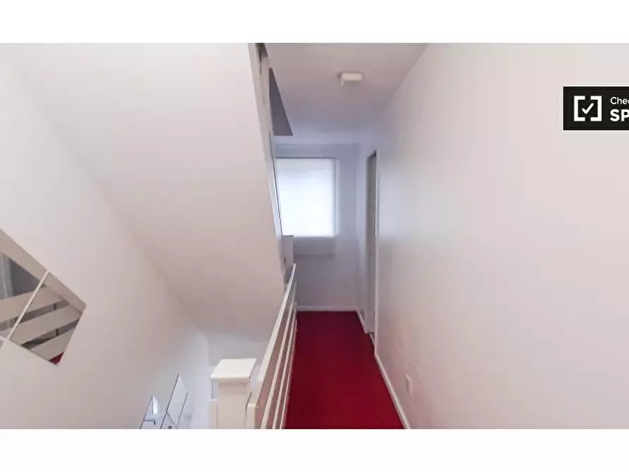 Immagine 19 di Appartamento in affitto  in Goldfinch Rd a Eltham