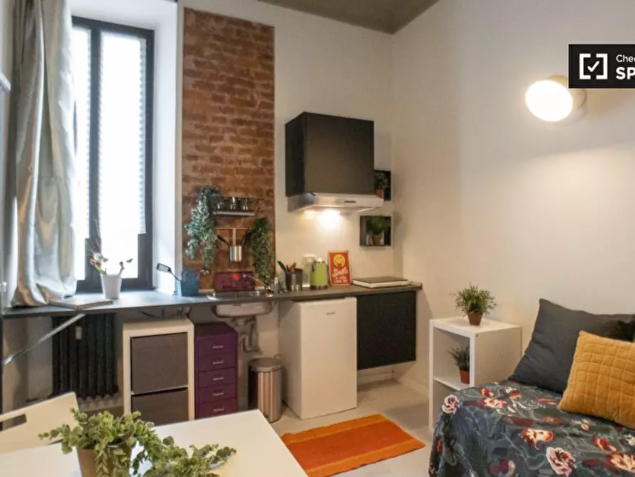 Immagine 5 di Ufficio in affitto  in Piazza Napoli, 20144 Milano MI, Italy a Milano