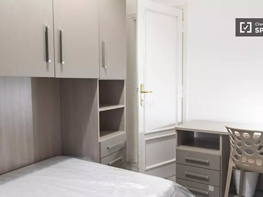 Immagine 7 di Camera condivisa in affitto  in Via Val d'Aosta a Roma