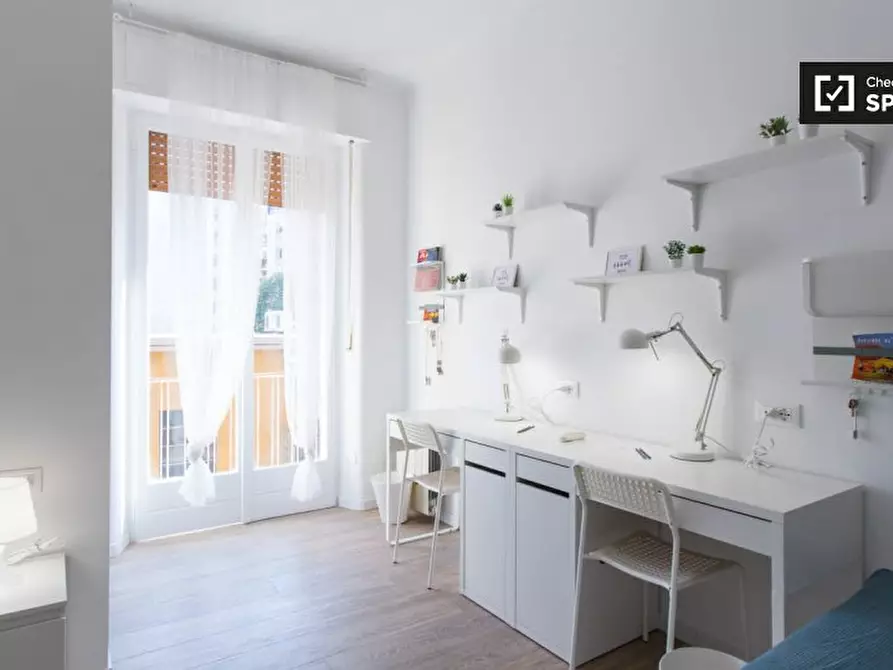 Immagine 2 di Camera condivisa in affitto  in Via Moretto da Brescia a Milano