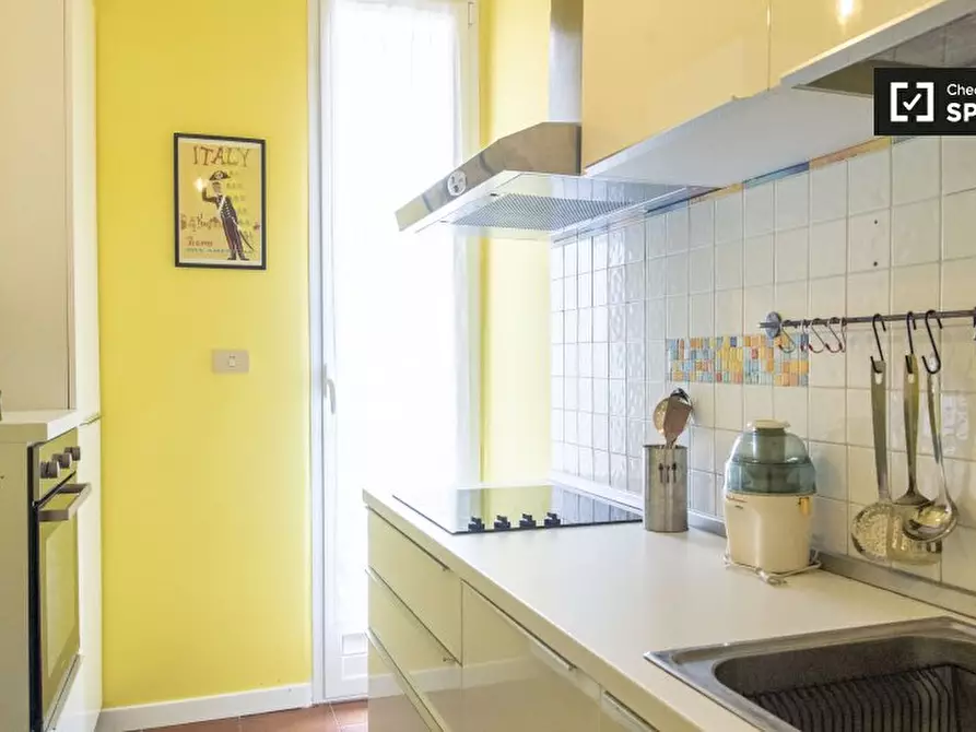 Immagine 9 di Appartamento in affitto  in Via Francesco Caracciolo a Roma