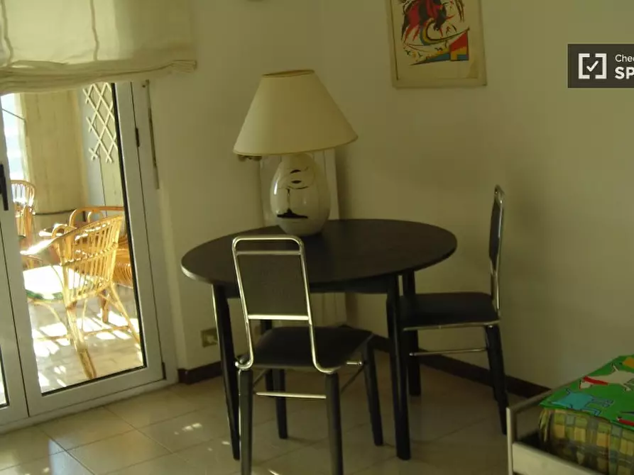 Immagine 2 di Camera condivisa in affitto  in via Treccani degli Alfieri a Milano