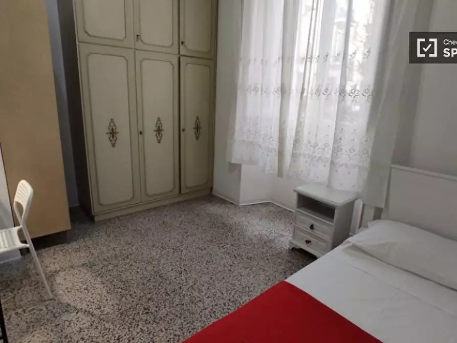 Immagine 3 di Camera condivisa in affitto  in Via Bronzino a Firenze