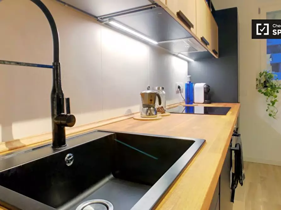 Immagine 13 di Appartamento in affitto  in Via Diego Guicciardi a Milano