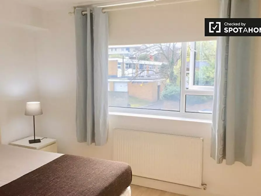 Immagine 15 di Camera condivisa in affitto  in Rayners Road a Wandsworth