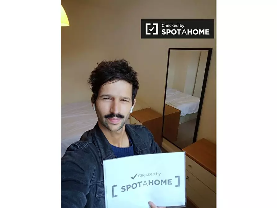 Immagine 13 di Camera condivisa in affitto  in Berriman Rd a Islington