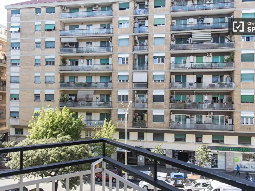 Immagine 9 di Appartamento in affitto  in Via Francesco Grimaldi a Roma