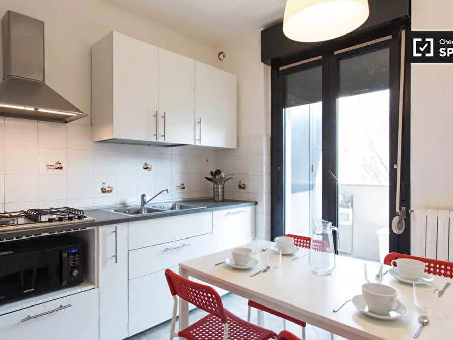 Immagine 17 di Camera condivisa in affitto  in Via Tertulliano a Milano