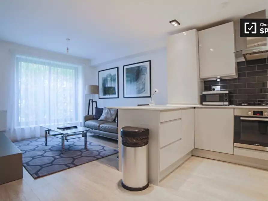 Immagine 2 di Appartamento in affitto  in Flat 204, 6 Bromehead St, Whitechapel, London E1 2PQ a Poplar