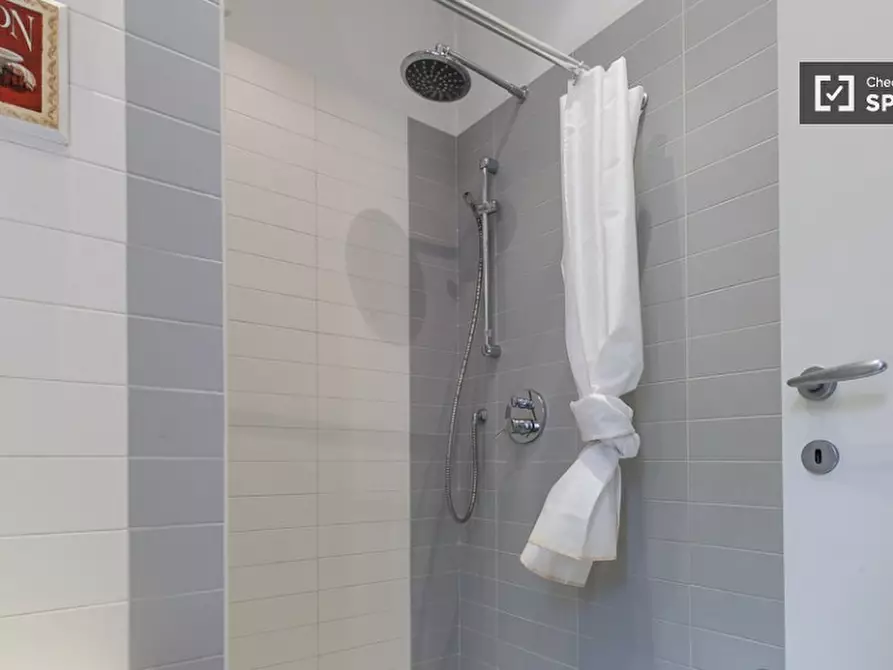 Immagine 11 di Appartamento in affitto  in Via Ettore Rolli a Roma