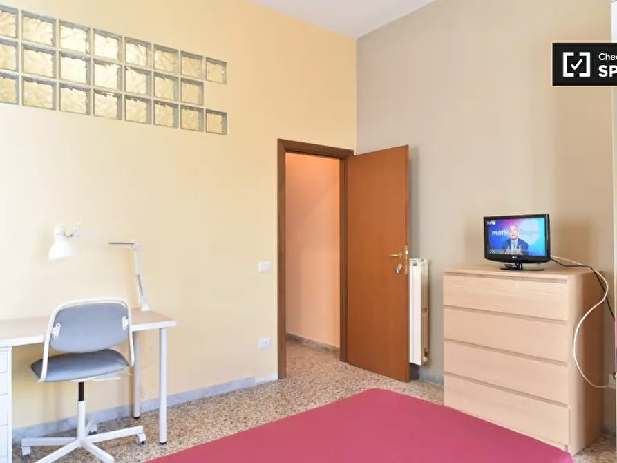 Immagine 18 di Camera condivisa in affitto  in Via dei Platani, 00172 Roma RM, Italy a Roma