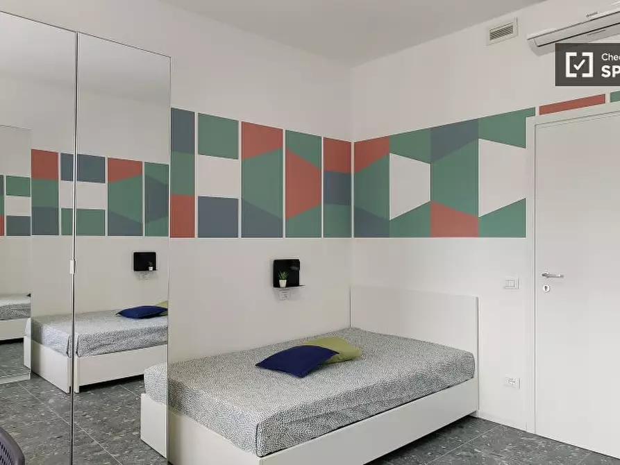 Immagine 3 di Camera condivisa in affitto  in Via Monte S. Genesio a Milano