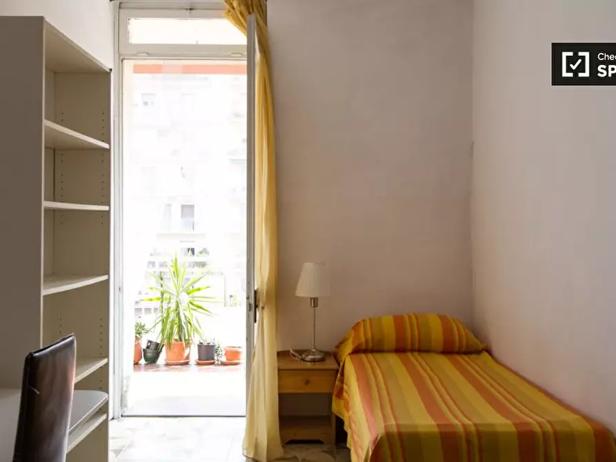 Immagine 2 di Camera condivisa in affitto  in Via Negroli a Milano