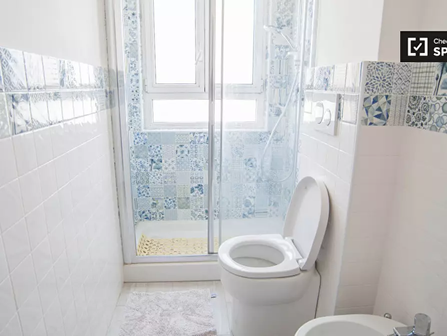 Immagine 14 di Camera condivisa in affitto  in Via Aurelia a Roma