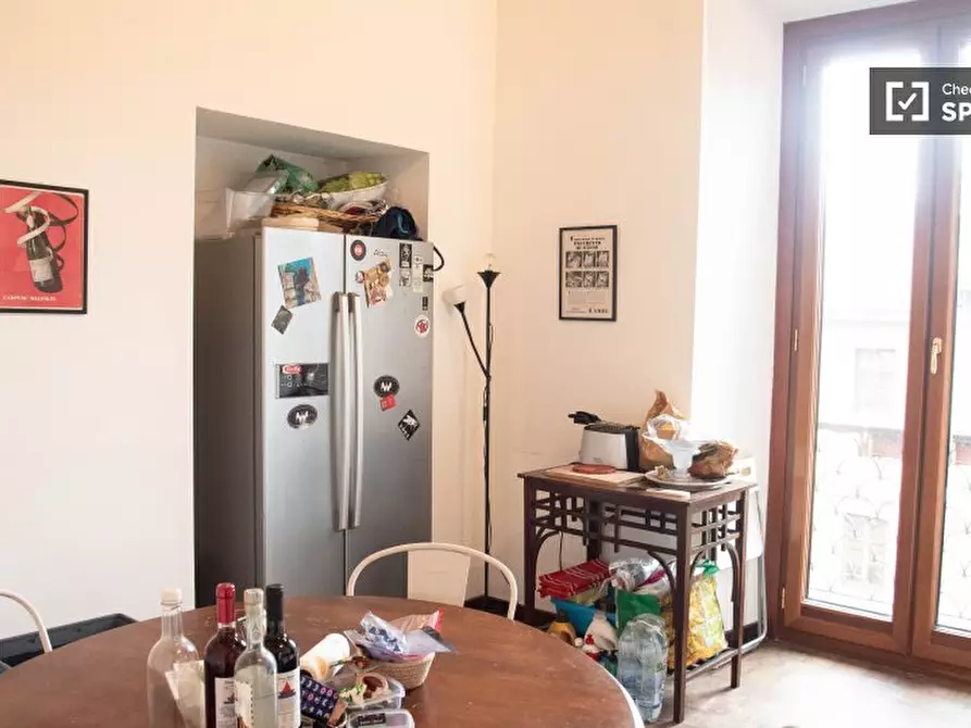 Immagine 10 di Camera condivisa in affitto  in Via Cavour a Roma