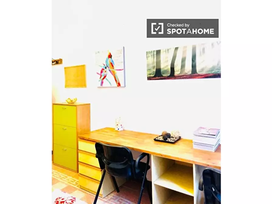 Immagine 6 di Camera condivisa in affitto  in Piazza Melozzo da Forlì, 00196 Roma RM, Italy a Roma