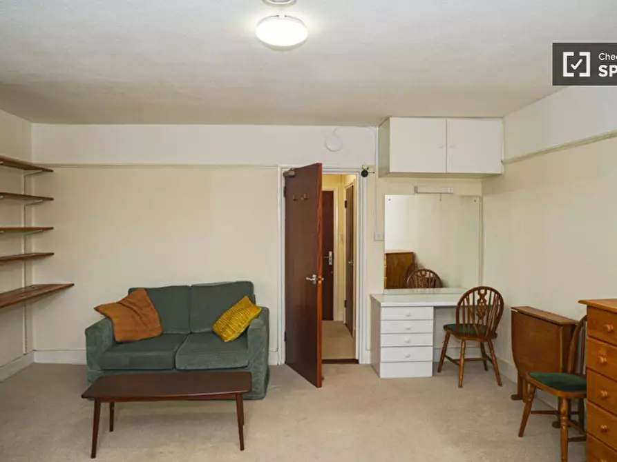 Immagine 8 di Ufficio in affitto  in R2 St Anns Villas a Kensington