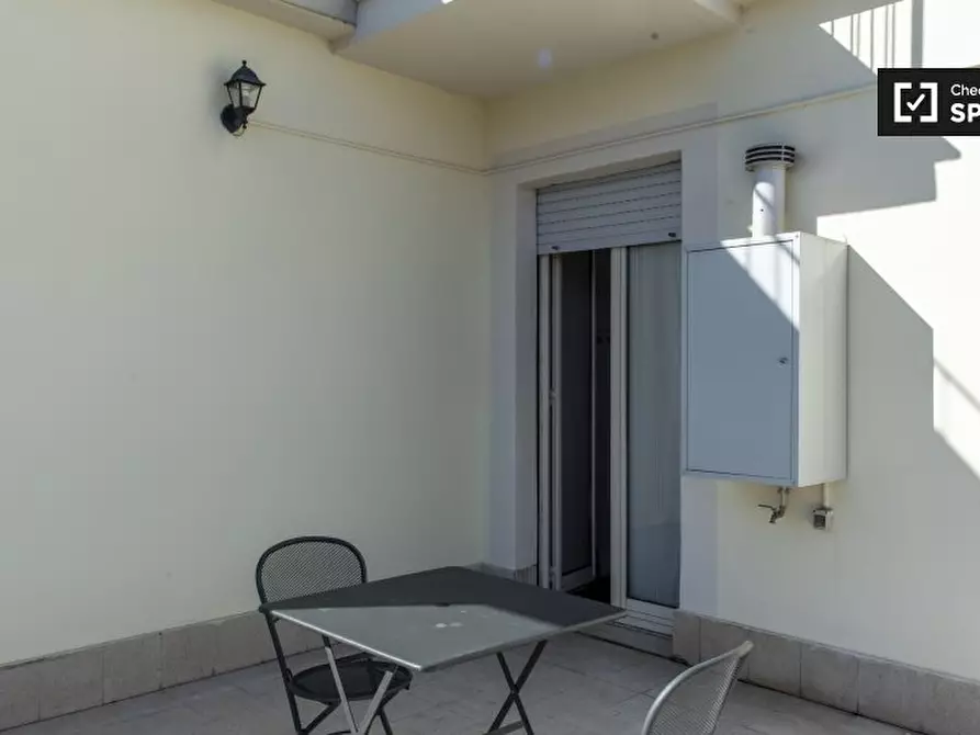 Immagine 14 di Camera condivisa in affitto  in Via Portuense a Roma