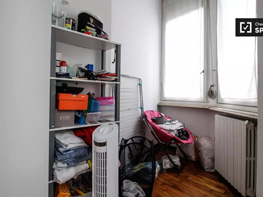 Immagine 3 di Camera condivisa in affitto  in Corso S. Maurizio a Torino