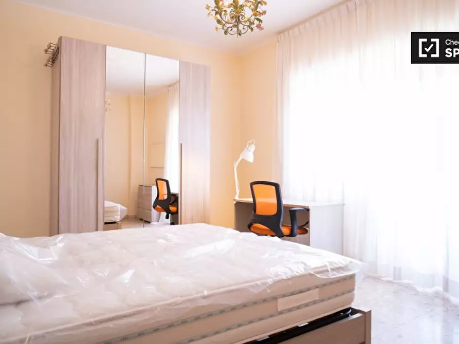 Immagine 8 di Camera condivisa in affitto  in Via Gregorio VII a Roma