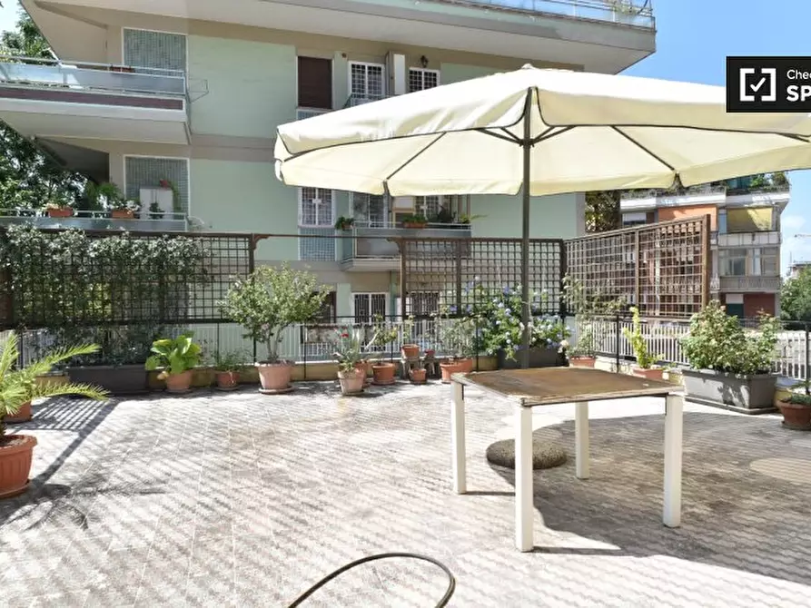 Immagine 14 di Camera condivisa in affitto  in Via di Torrevecchia, 00168 Roma RM, Italy a Roma