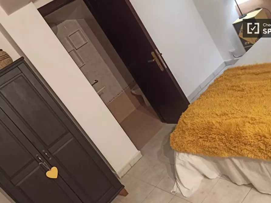 Immagine 4 di Camera condivisa in affitto  in Via Fraconalto a Roma