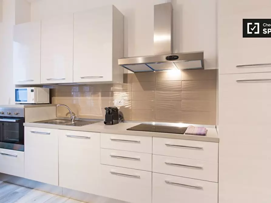 Immagine 8 di Appartamento in affitto  in Corso di Porta Romana a Milano