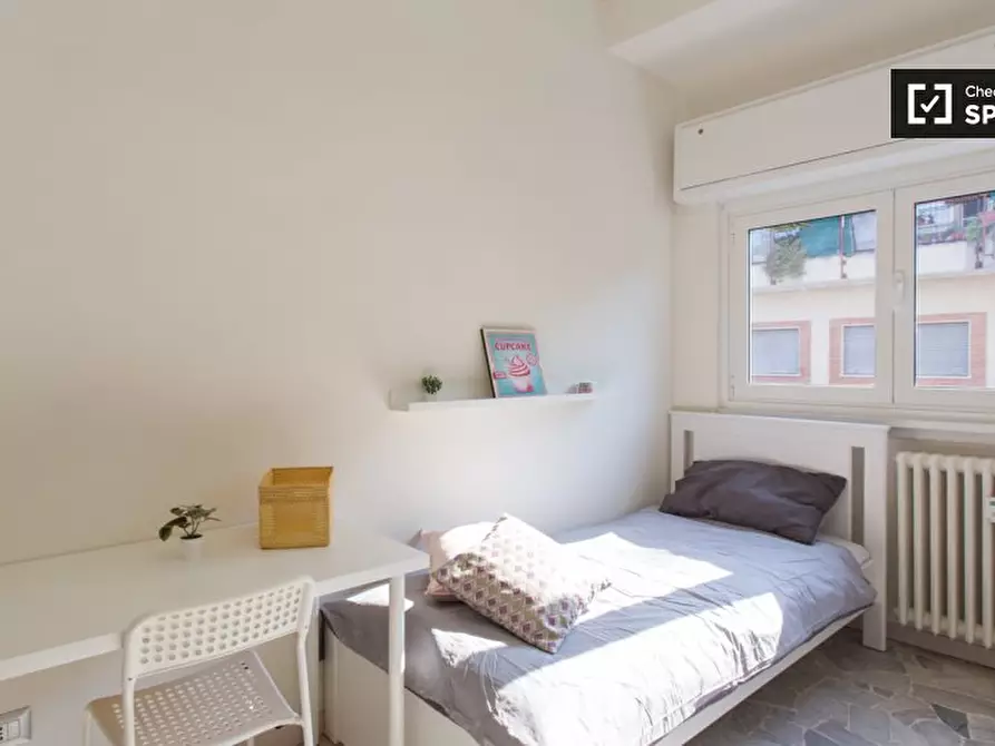 Immagine 3 di Camera condivisa in affitto  in Via Privata Ebro a Milano