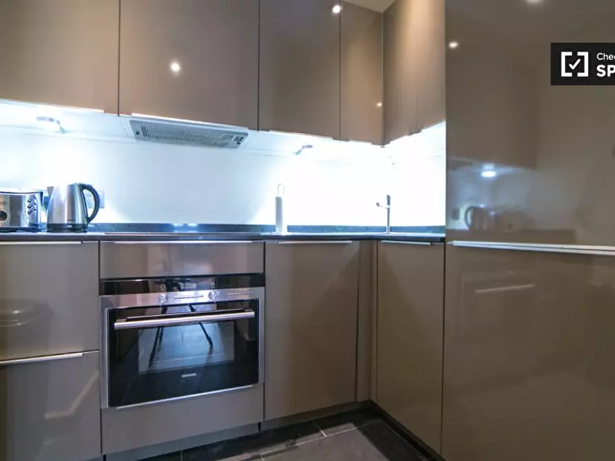 Immagine 7 di Ufficio in affitto  in Flat 4A, 5 New Bridge St, London EC4V 6AB, UK a 