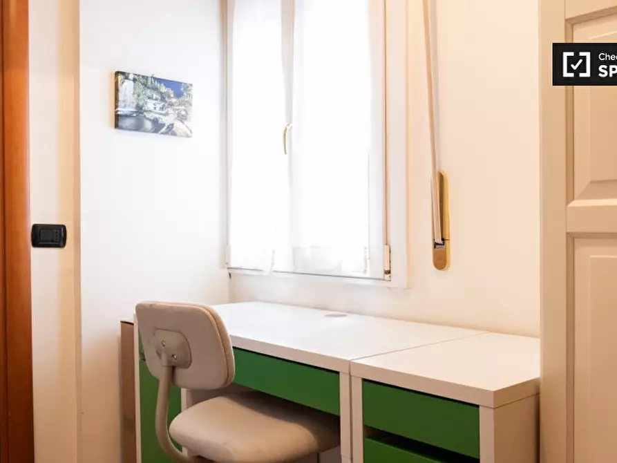 Immagine 11 di Camera condivisa in affitto  in Via Bonaventura Cerretti a Roma