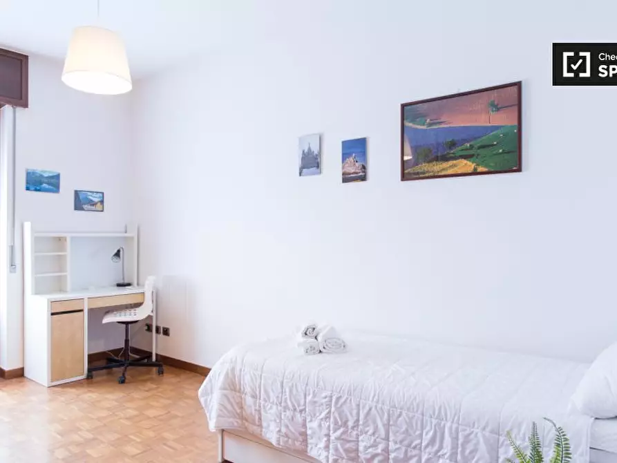 Immagine 17 di Appartamento in affitto  in Via Luigi Settembrini a Milano