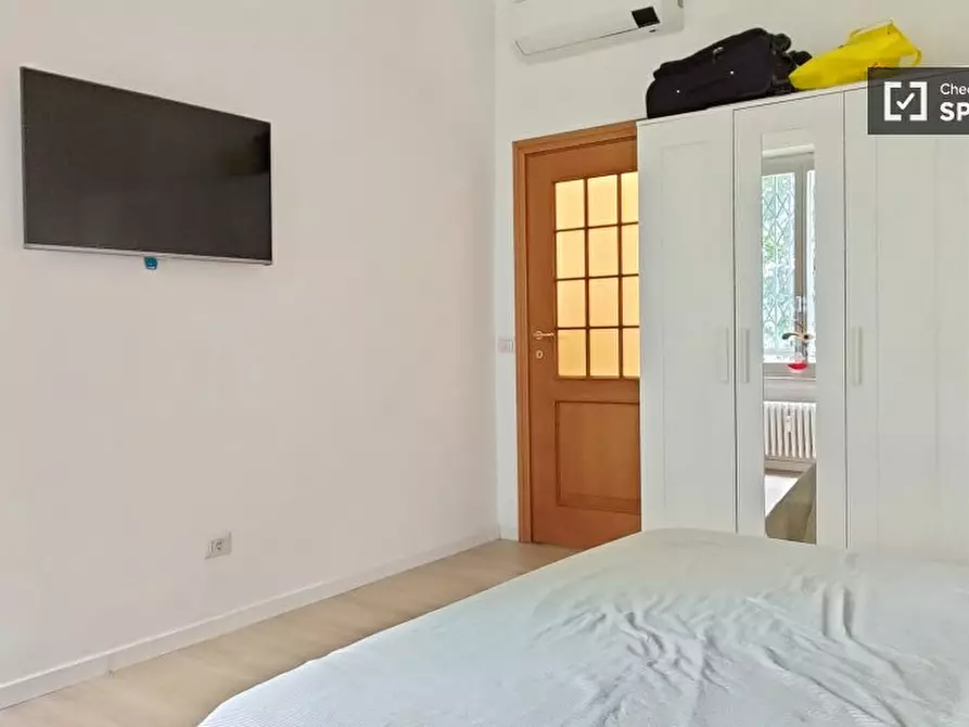 Immagine 3 di Camera condivisa in affitto  in Viale Omero a Milano