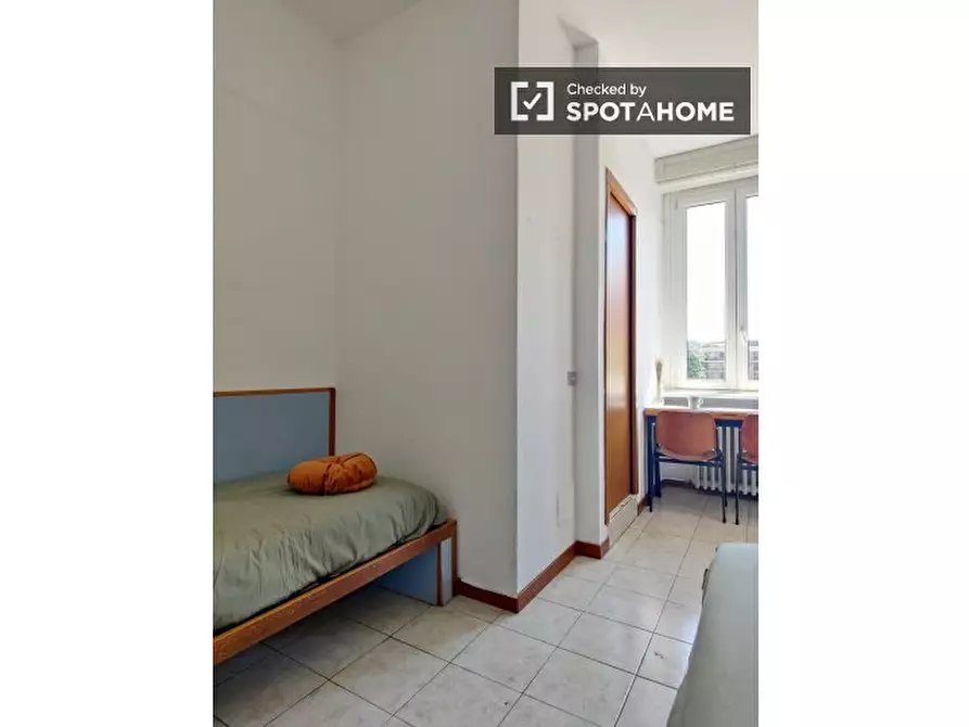 Immagine 4 di Appartamento in affitto  in Viale Famagosta a Milano