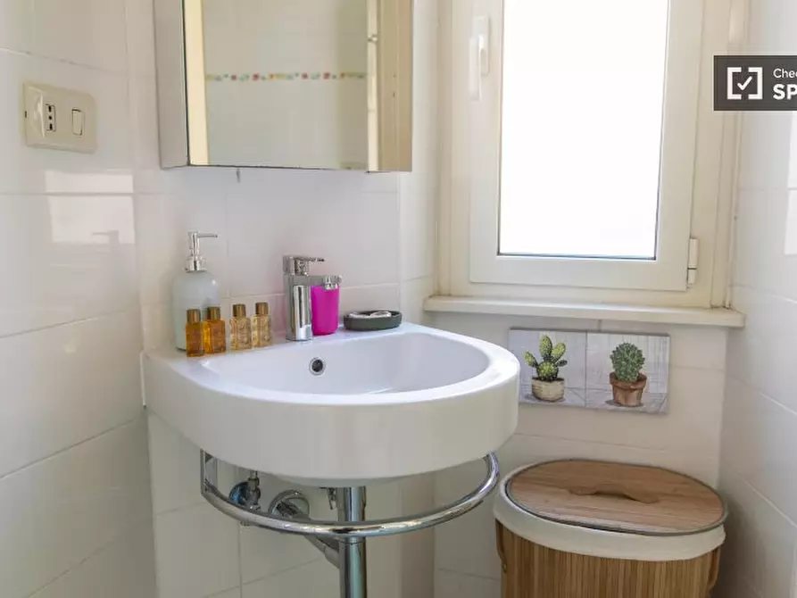 Immagine 13 di Ufficio in affitto  in Via Aldo Manuzio a Roma